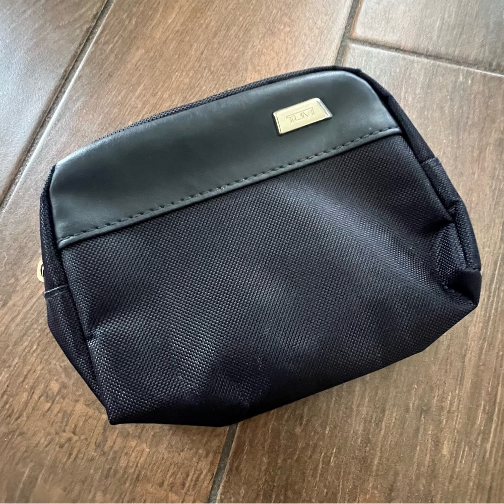 Tumi for Delta Small Zippered Pouch